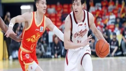 英超5队领跑欧战席位，西甲四大豪门争霸，皇马巴萨或再对决？