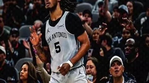 “全国青少年足球赛盛大启幕 亚泰青训队多线参赛”